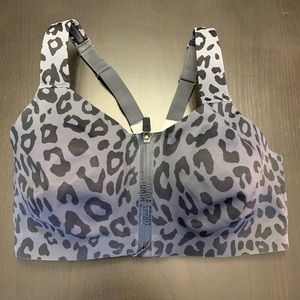 VS Sport Leopard Print Bra